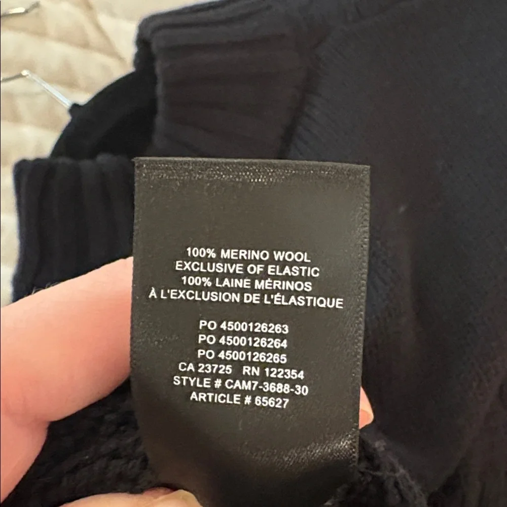 Aritzia Wilfred Free crop sweater - Picture 5 of 5